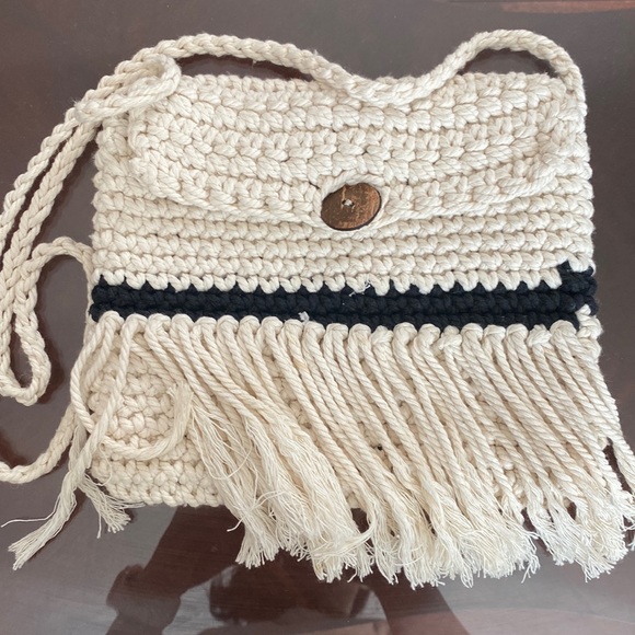 Boho knitted cross body beach bag - Picture 1 of 3